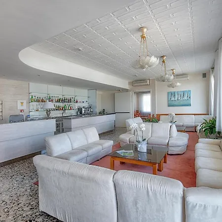 Continental 3* ミラノ・マリッティマ